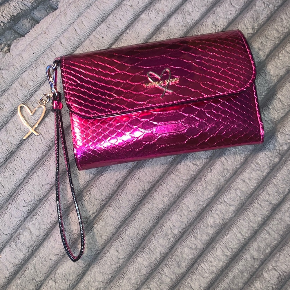 NWOT!! Victoria’s Secret phone slot wallet